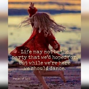 Dance like EVERYONE IS WATCHING;)